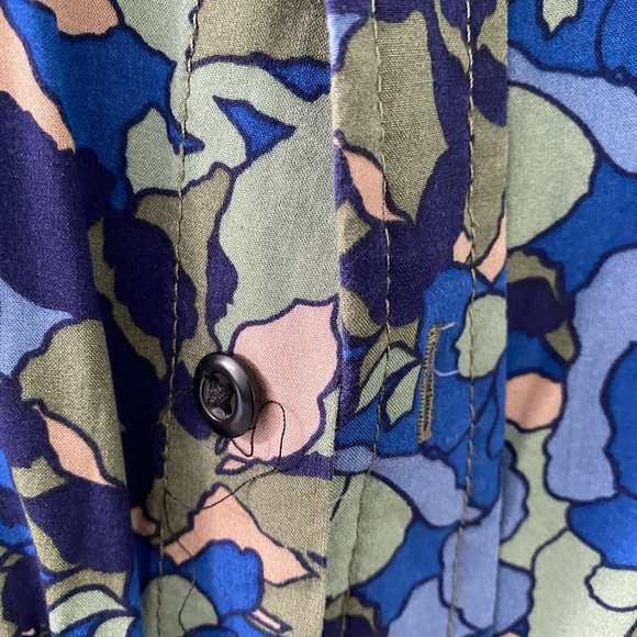 Gorgeous and soft colourful button down by Rail - Picture 3 of 4